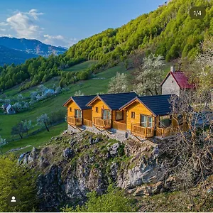  Guest house Bujtina Tradicionale