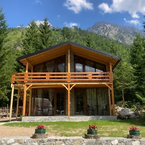 Bujtina Arturi Casa de hóspedes